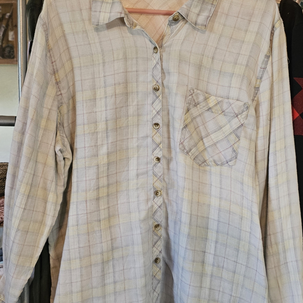 Maurices Light Plaid Casual Button-Down Shirt